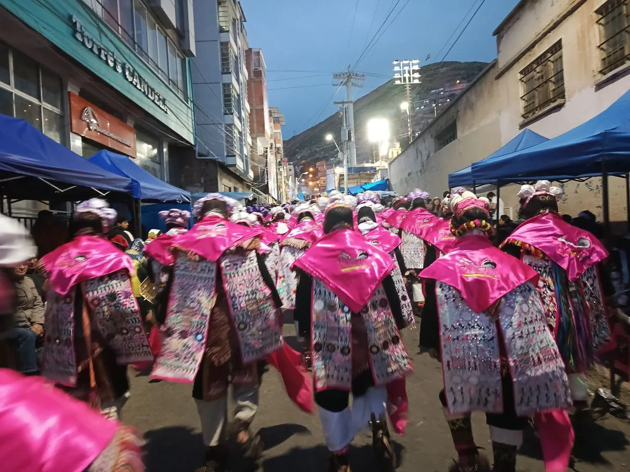 photo_5051327538546191608_y