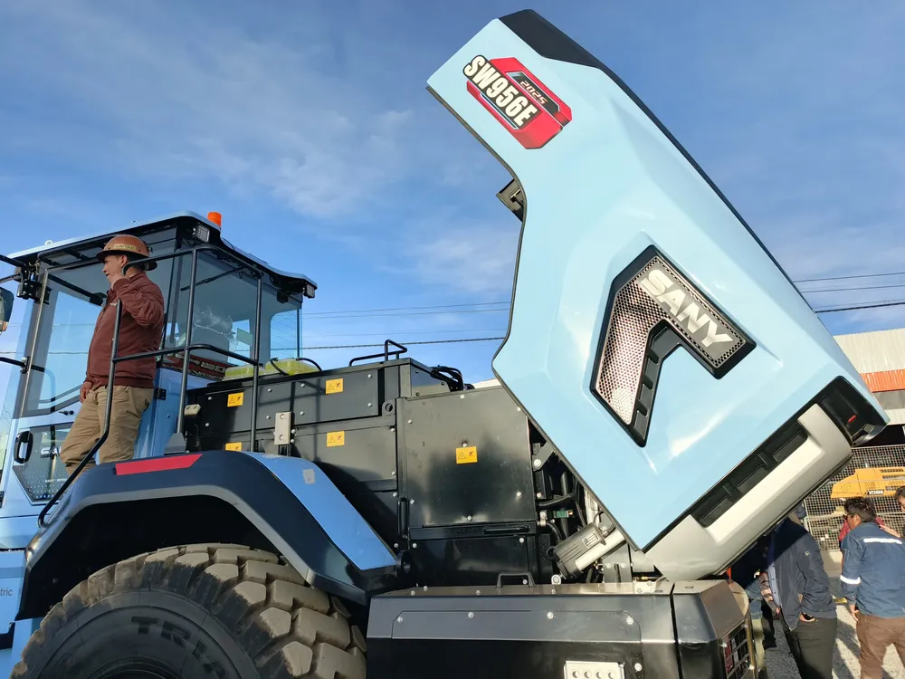 WhatsApp Image 2025-06-12 at 17.37.06