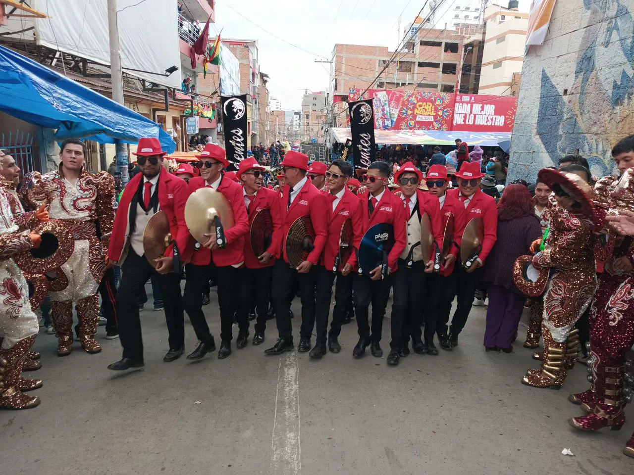 photo_5051327538546191664_y