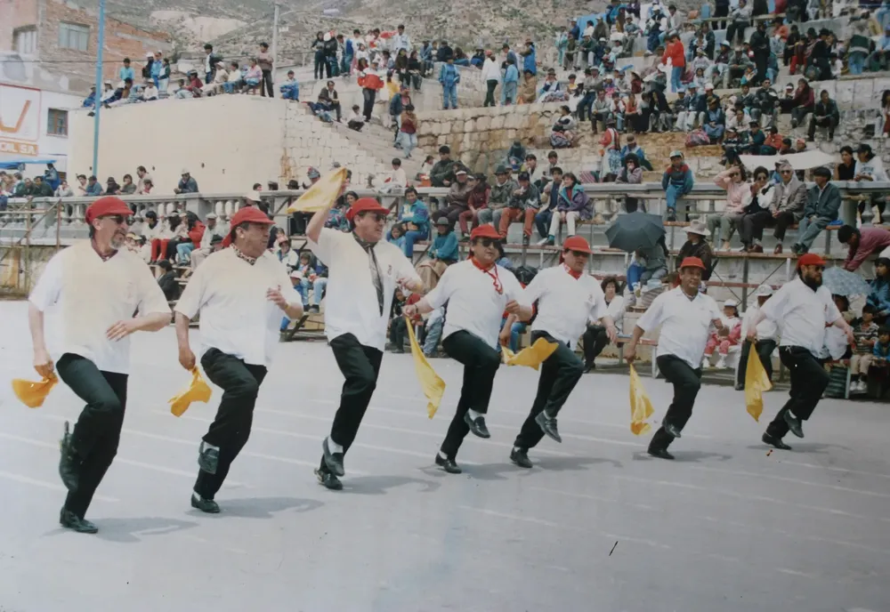 596082988_2084616075623755_74292