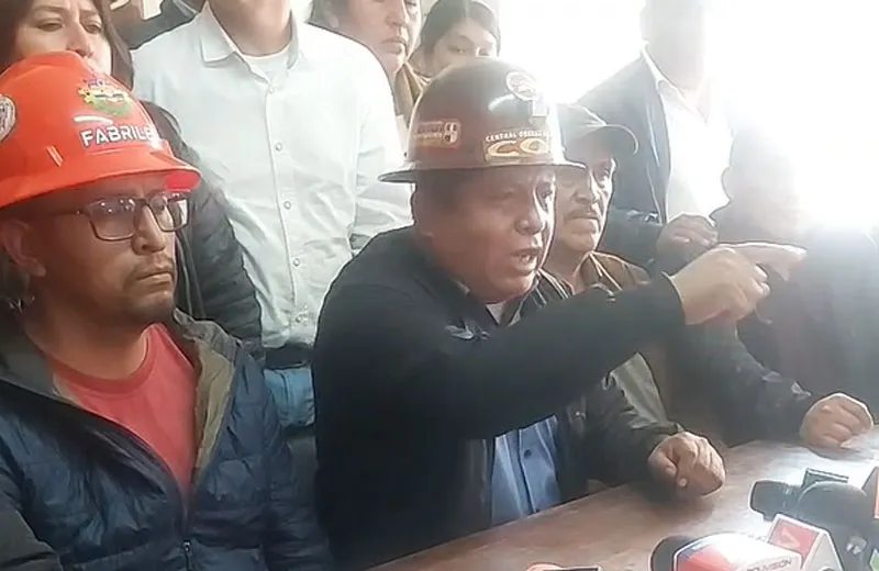 Huarachi toma