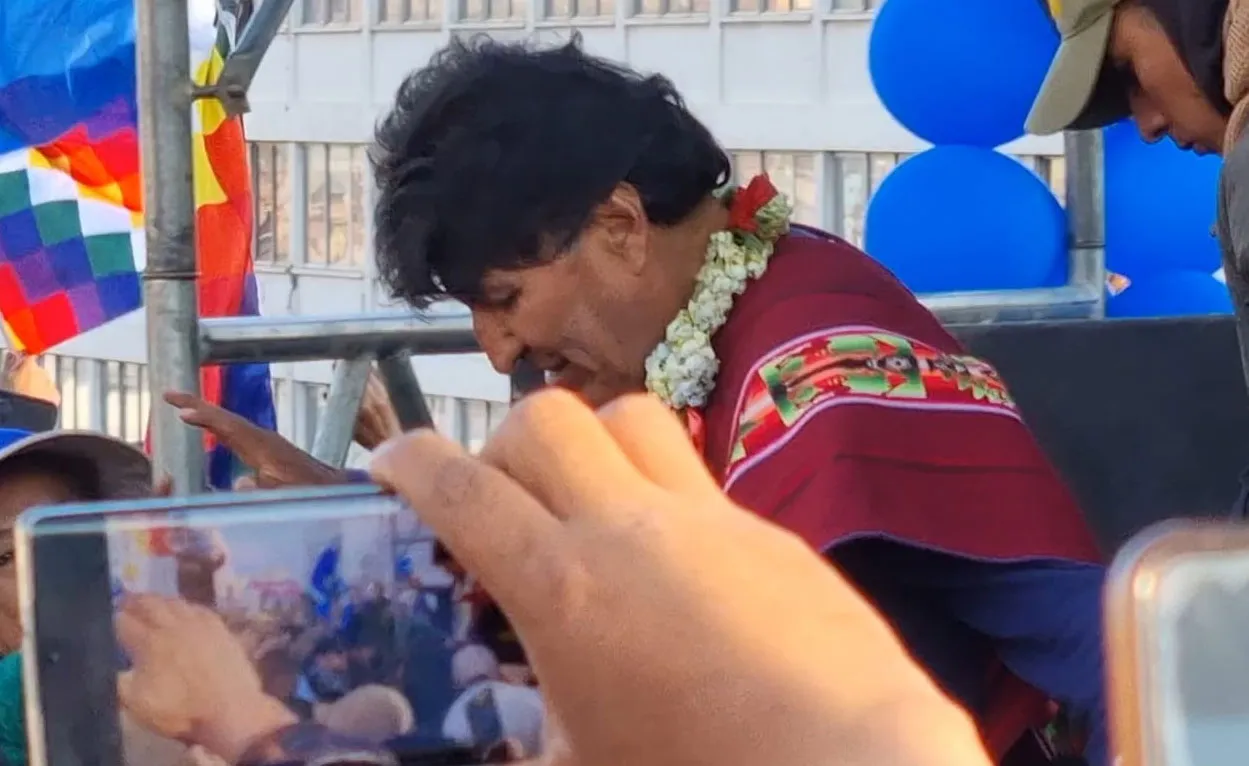 evo-morales ponchito