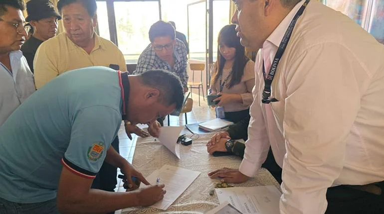 firma_en_quillotes (1)